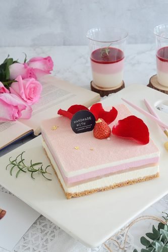 24 Desserts Girls Love The Best Of All Time - 3 Classic French Lychee Rose Raspberry Mousse