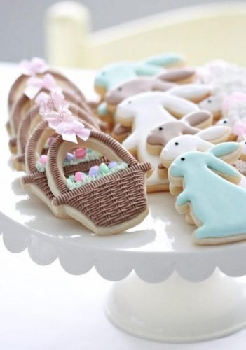 36 Cute and Stunning Easter Cookies to Try This Year